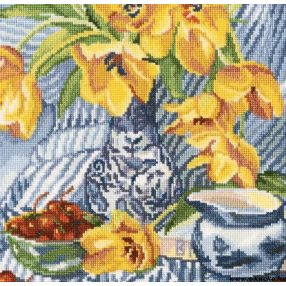 m504 Still life with tulips 24x24 cm