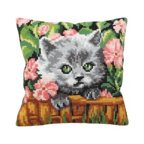 C5163 Cute kitten in flowers 40x40 cm