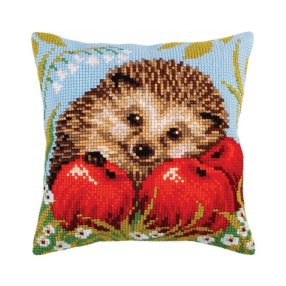 C5271 Hedgehog with apples 40x40 cm