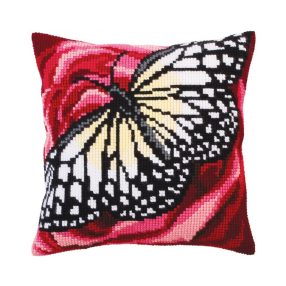 C5311 Butterfly graphics 40x40 cm