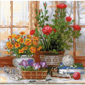 1763 Crocuses On The Windowsill 25x25 cm