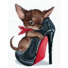 S1117 On the Louboutines 24x18 cm