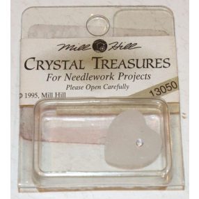 mh-13050 Crystal Treasures Large Frosted Heart-Crystal