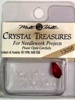 mh-13056 Crystal Treasures Very Small Tear Drop-Siam