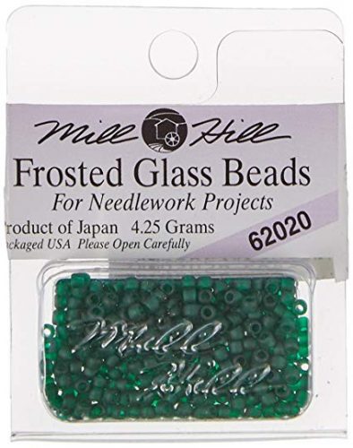 mh-62020  Frosted beads Creme de Mint