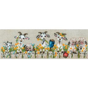 2352 Falusi Group Chat 24x8 cm