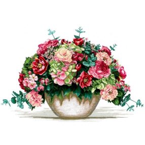 SANB-16 Bouguet With Hydrangea 70x50 cm