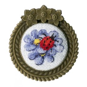 ssh017 Ladybug Brooch 4,2x3,7 cm