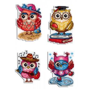 SR487 Owl Stories. Magnets 7x6 cm