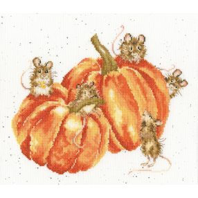   XHD68 Hannah Dale - Pumpkin, Spice And All Things Mice 30x26 cm