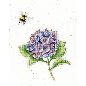 XHD75 Hannah Dale - The Busy Bee 18x23 cm