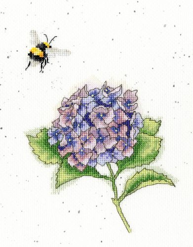 XHD75 Hannah Dale - The Busy Bee 18x23 cm