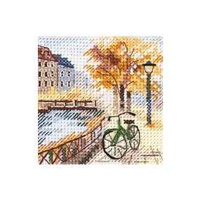 0-219 Autumn in the city-The road by the canal 7x7 cm