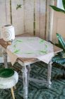 PN-0178209 Lily of the valley 80x80 cm