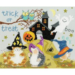 XMS29 Margaret Sherry - Trick Or Treat 29x24 cm