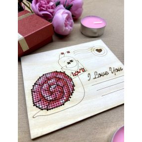 KF022-133 Wooden Postcard I love you. Snail 9x11 cm