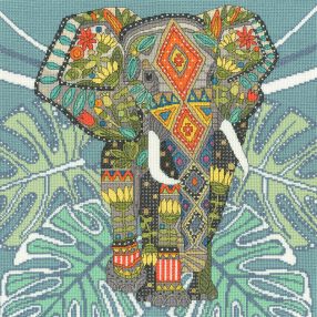 XSTU07 Sharon Turner - Jewelled Elephant 32x32 cm