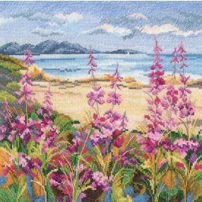 M976 Flowers by a mountain lake 22x22 cm