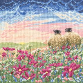 XLP11 Lucy Pittaway - Ladybird In The Meadow 26x26 cm
