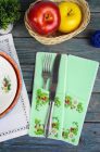 ST1028 cutlery. Berry mood. 25x10 cm