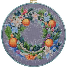 AH195 An exquisite holiday 30 cm