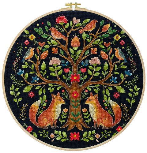 AH298 The Tree of Forest Tales 30 cm