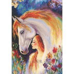 M1079 Aranysörényű mese 18x27 cm