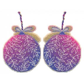 S1696 Christmas tree decoration. Lilac ball 7,3×9 cm
