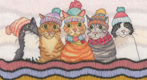 XEB02 Emma Ball - A Cosy Clowder 32x18 cm