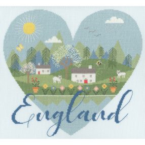 XHY09 Hilary Yafai - Heart Of England 30x32 cm
