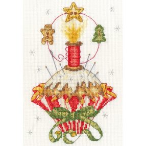 XSK30 Sally King - Christmas Trimmings 13x19 cm