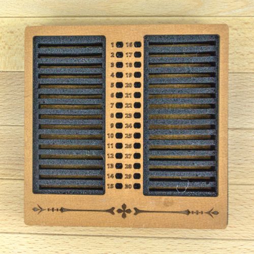 pb-022 Bobbina és tűrendező  14x14 cm