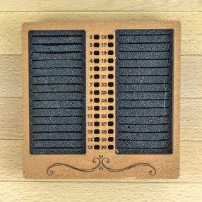 pb-023 Bobbina és tűrendező  14x14 cm